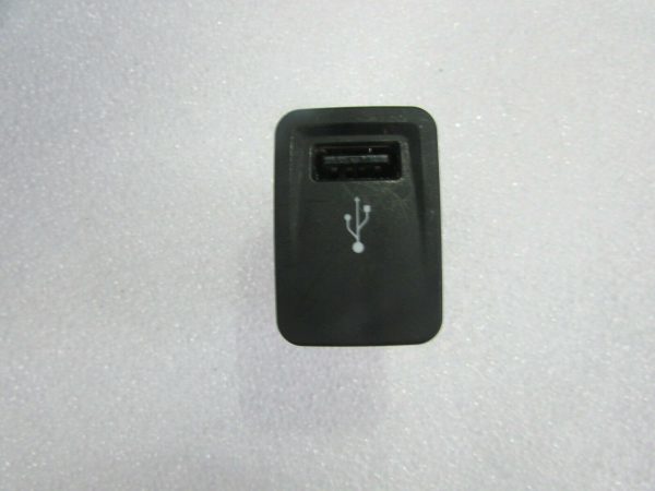 Ferrari California T, 458, 488, F12, FF, USB Socket, Used, P/N 303226